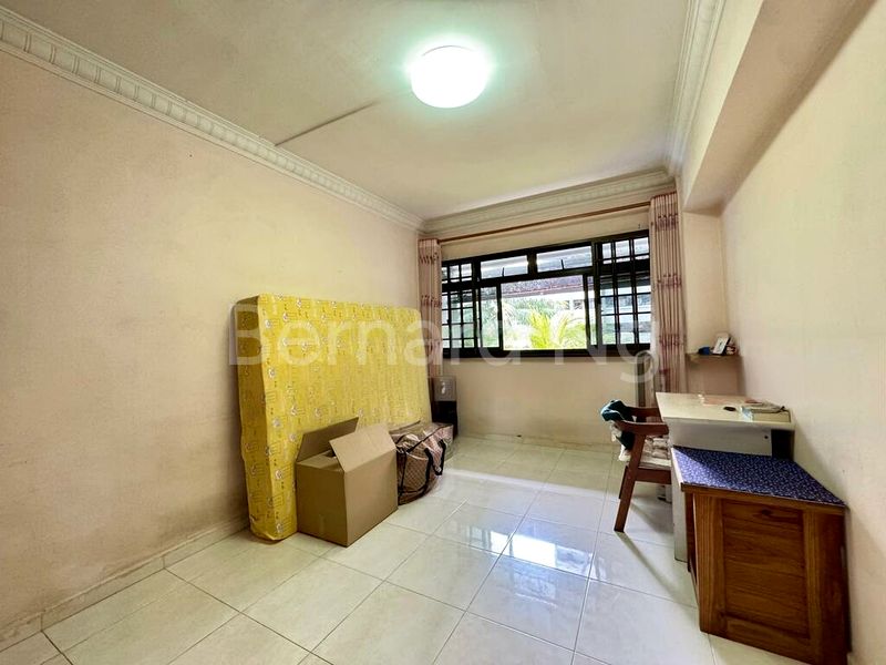 5 Room (5I) HDB for Sale in  239 Compassvale Walk - Image 11